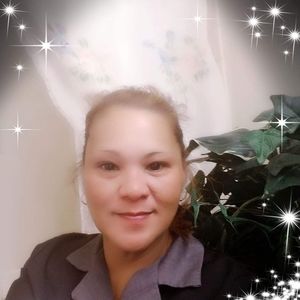 Meet your Posher, Yolanda